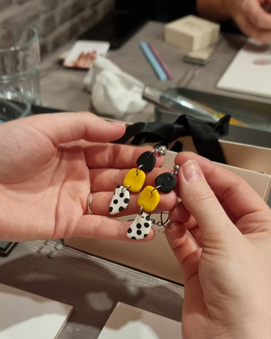 WORKSHOP polymeerklei BASIS OORBELLEN